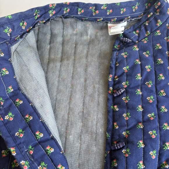 Vintage Women's 42 Blue Floral Quilted Jacket Haband for Her Cottagecore Granny - Picture 7 of 10